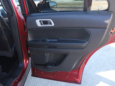 Used 2015 Ford Explorer Sport w/ Equipment Group 401A image 34