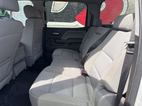 Used 2018 Chevrolet Silverado 1500 Custom w/ Custom Value Package image 20