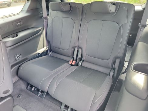 Used 2026 Jeep Grand Cherokee L 2WD image 16