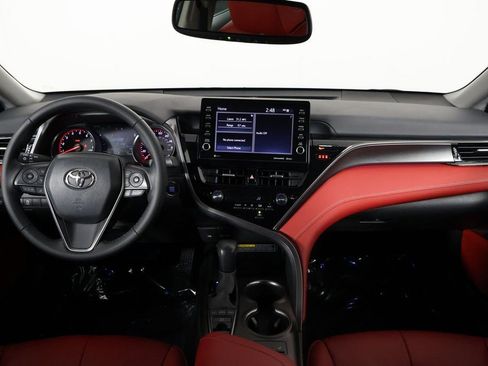 Used 2021 Toyota Camry XSE image 8