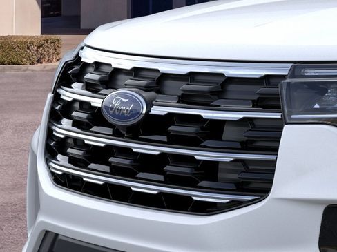 New 2026 Ford Explorer Active w/ Active Comfort Package AWD/4WD image 17