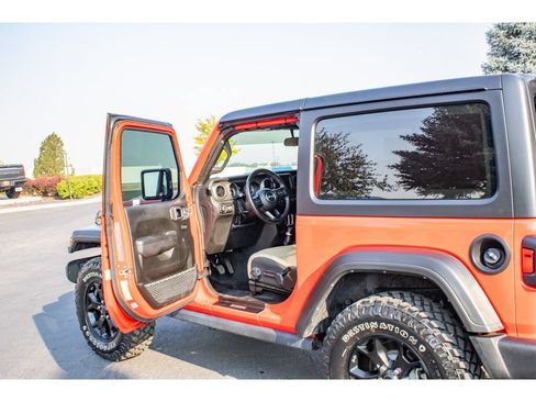 Used 2022 Jeep Wrangler Sport AWD/4WD image 13