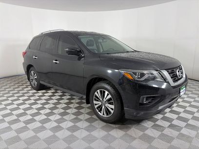 Used 2017 Nissan Pathfinder SL w/ SL Premium Package