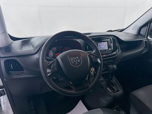 Used 2018 RAM ProMaster City Tradesman SLT image 22