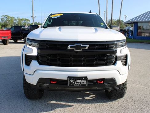 Used 2024 Chevrolet Silverado 1500 RST w/ Redline Edition AWD/4WD image 2