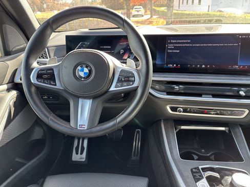 Certified 2024 BMW X5 xDrive40i w/ M Sport Package image 31