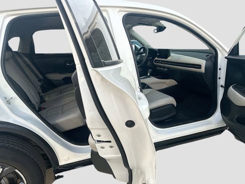 Used 2024 Honda HR-V EX-L image 29