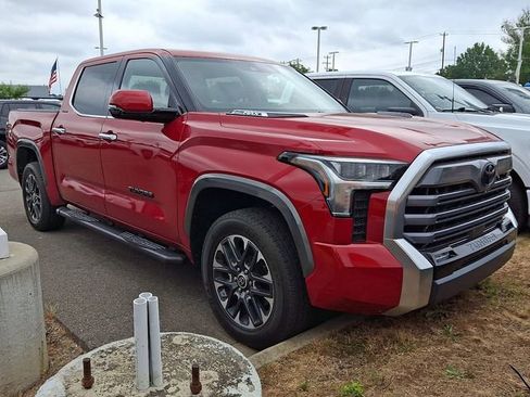 Used 2022 Toyota Tundra Limited AWD/4WD image 3