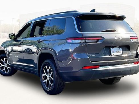 Used 2024 Jeep Grand Cherokee L Limited w/ Luxury Tech Group II image 4
