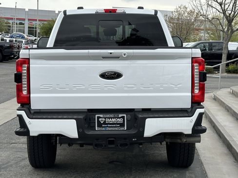 Used 2024 Ford F250 XLT w/ Black Appearance Package image 5