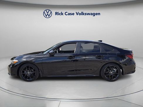 Used 2025 Honda Civic Sport image 4