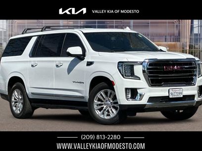 Used 2021 GMC Yukon XL SLT w/ Rear Media and Nav Package