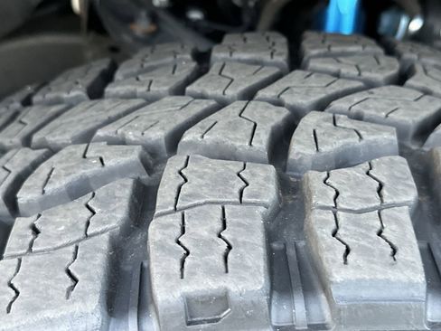 Used 2025 Chevrolet Silverado 2500 ZR2 w/ ZR2 Bison Edition image 12