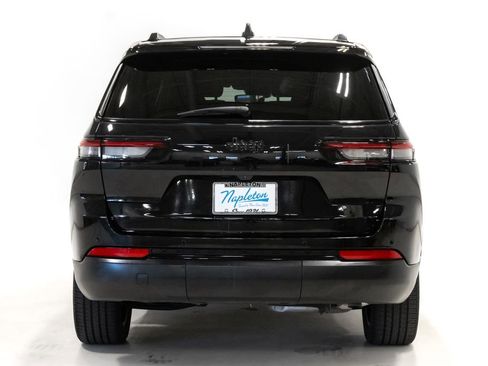 Certified 2023 Jeep Grand Cherokee L Altitude AWD/4WD image 29