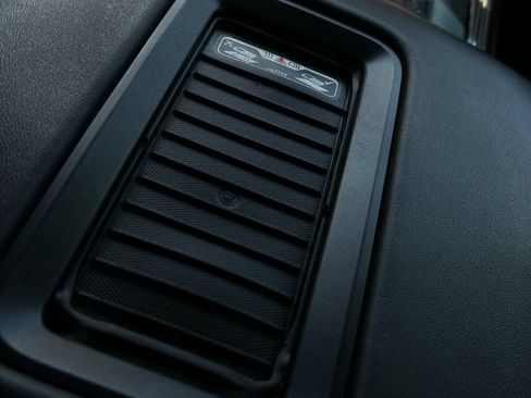 Used 2018 Chevrolet Tahoe Premier AWD/4WD image 44