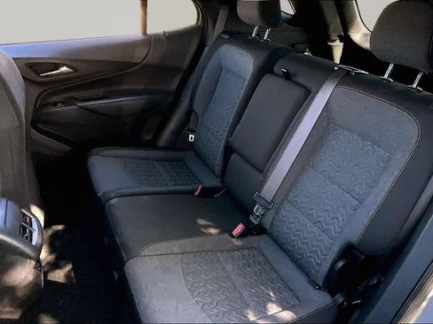 Used 2024 Chevrolet Equinox LT AWD/4WD image 18