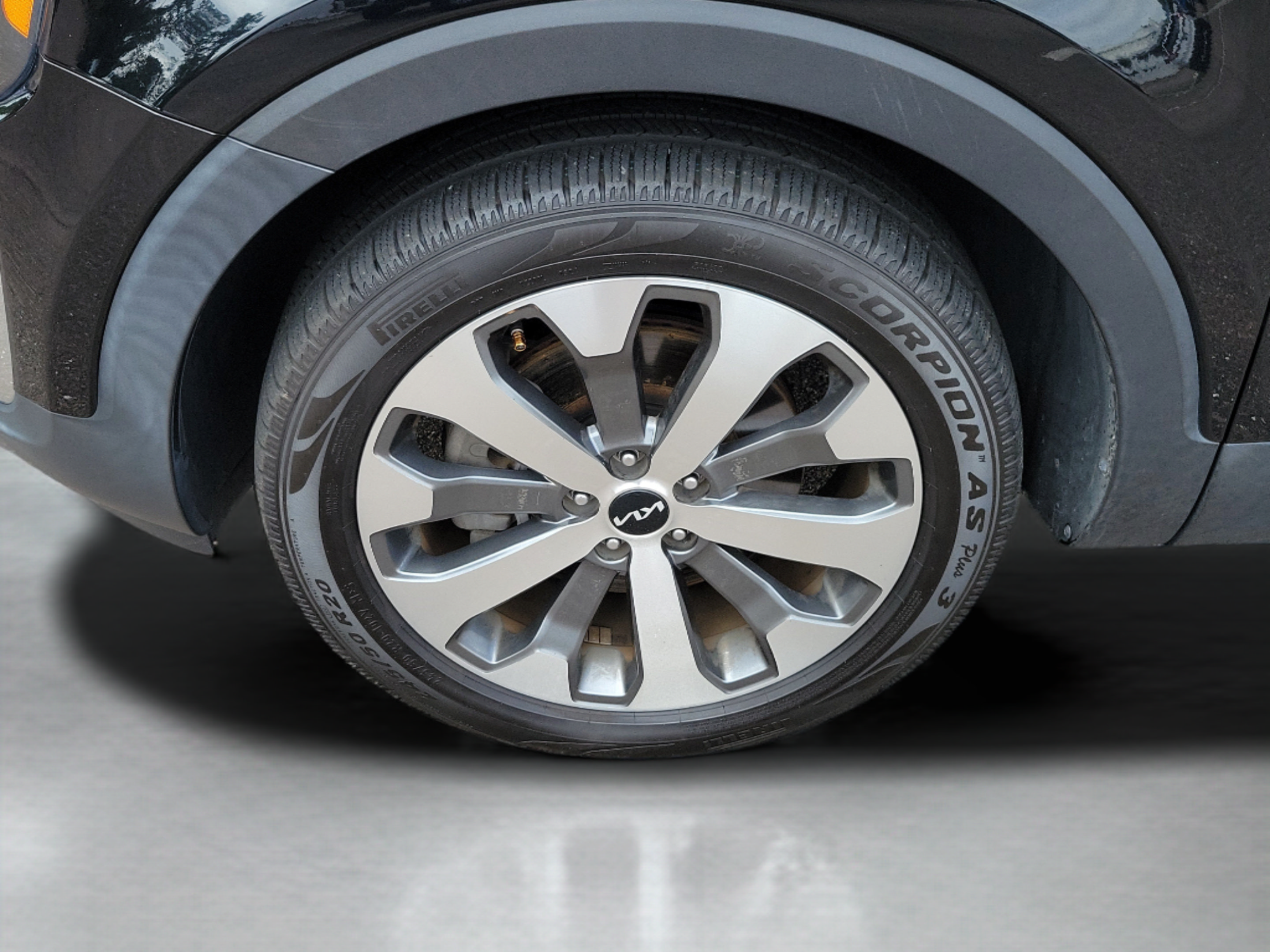Used 2022 Kia Telluride EX w/ EX Premium Package FWD image 37