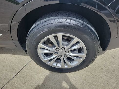 Used 2022 Cadillac XT5 Premium Luxury w/ Technology Package AWD/4WD image 12