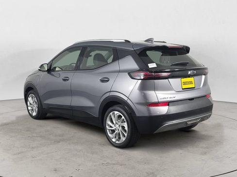 Certified 2023 Chevrolet Bolt EUV LT w/ Driver Confidence Package FWD image 7