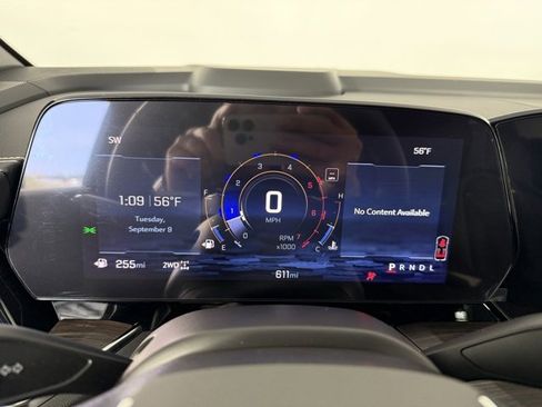 New 2025 Chevrolet Suburban Premier w/ Sun And Tow Package image 23