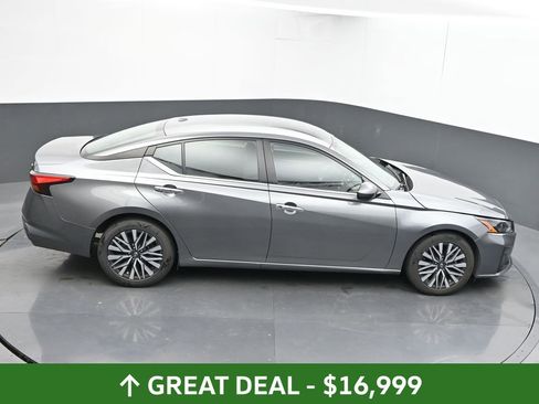 Used 2023 Nissan Altima 2.5 SV image 42