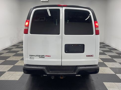 Used 2016 GMC Savana 2500 RWD image 12