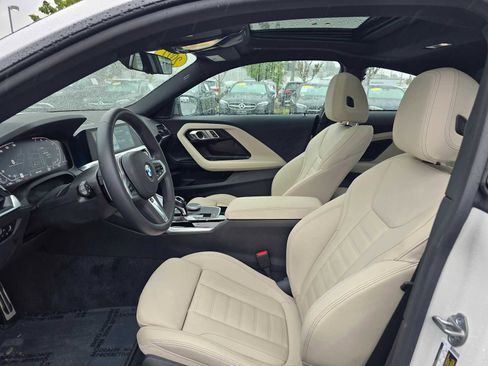 Used 2022 BMW M240i xDrive M240i xDrive w/ Premium Package image 17