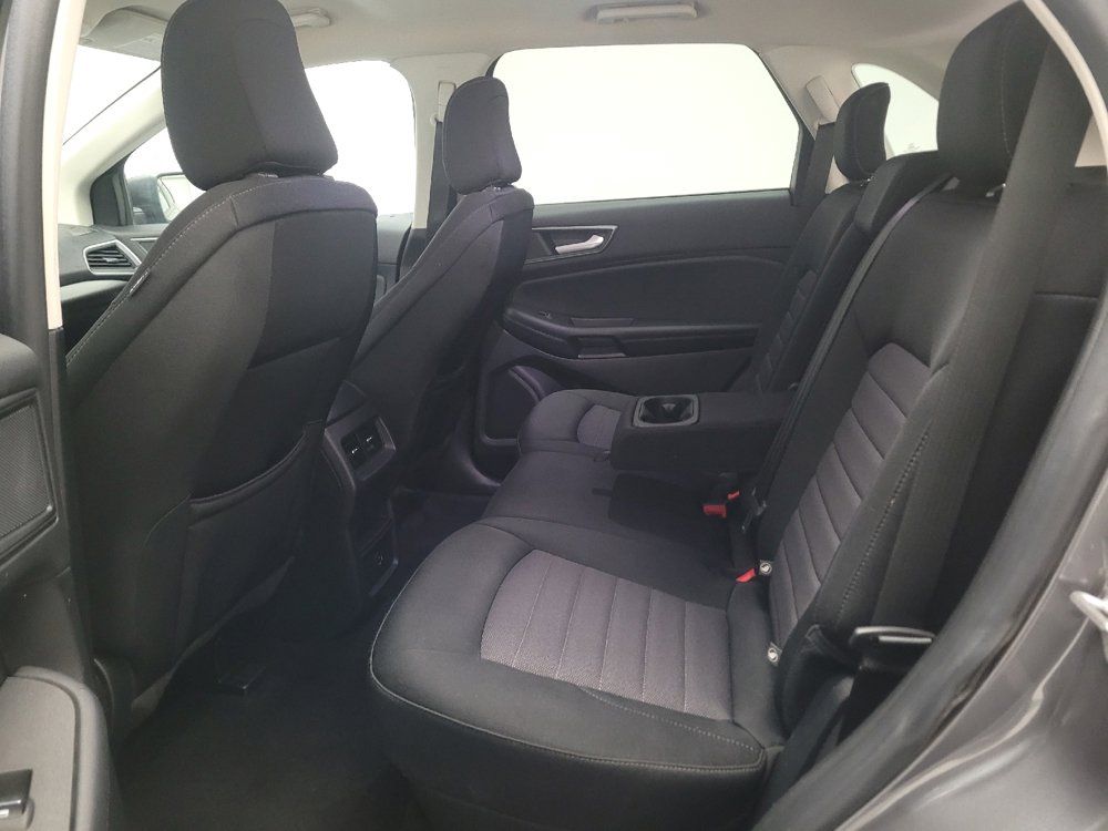 Used 2021 Ford Edge SE FWD image 18