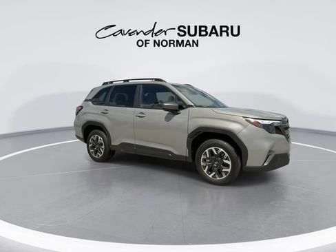 Used 2026 Subaru Forester Premium image 4