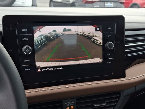 Certified 2026 Volkswagen Jetta SEL FWD image 20