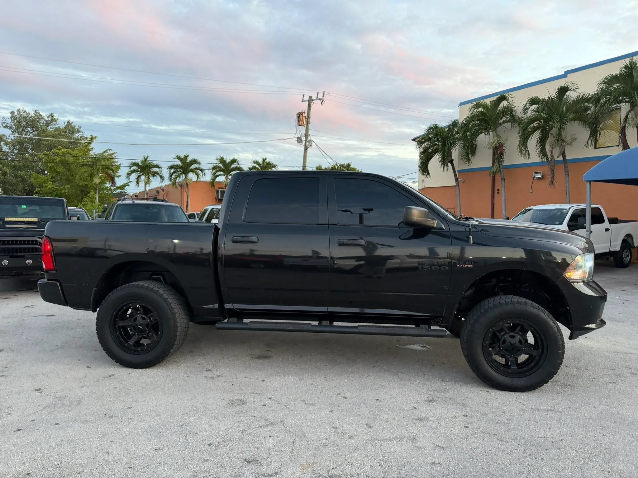 Used 2016 RAM 1500 Express w/ Black Ram 1500 Express Group RWD image 4