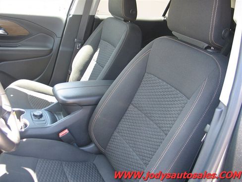 Used 2020 GMC Terrain SLE w/ Elevation Edition AWD/4WD image 5