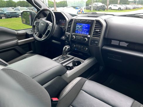 Used 2019 Ford F150 Raptor w/ Equipment Group 802A Luxury AWD/4WD image 14