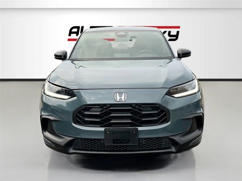 Used 2023 Honda HR-V Sport image 2