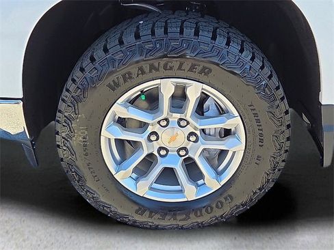 New 2026 Chevrolet Silverado 1500 W/T w/ WT Value Package image 9