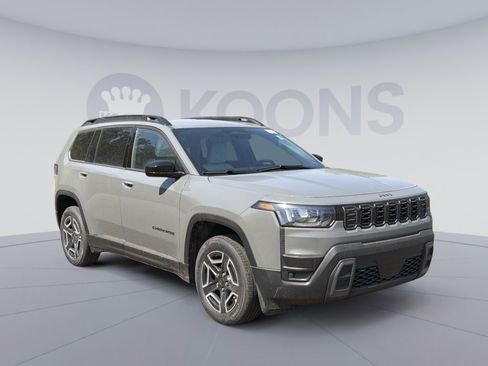 New 2026 Jeep Cherokee Laredo AWD/4WD image 10