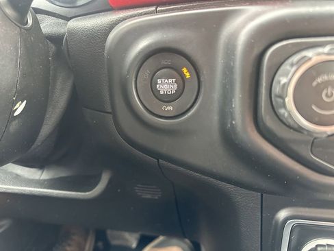 Used 2021 Jeep Wrangler Unlimited Rubicon image 16