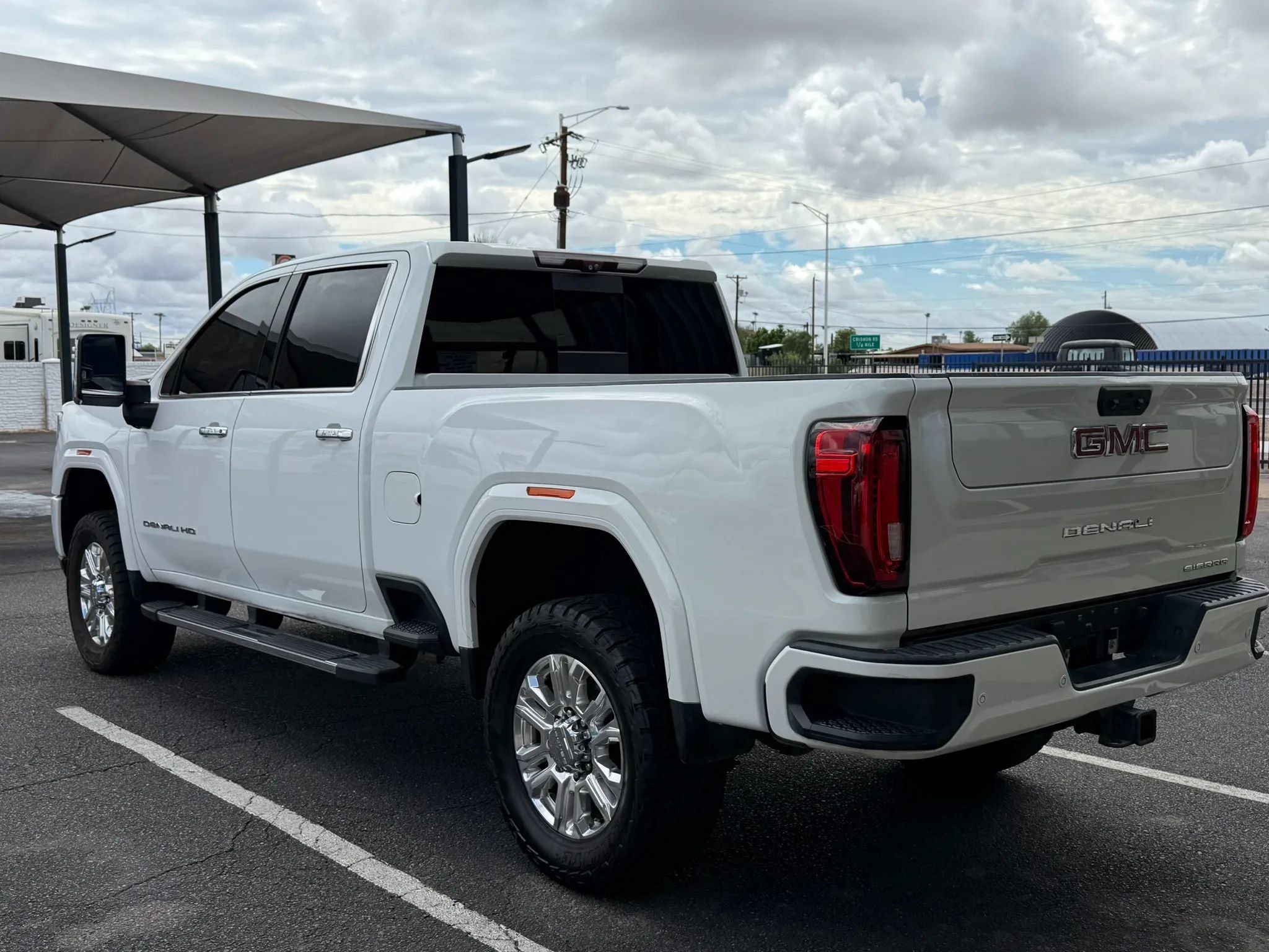 Used 2020 GMC Sierra 2500 Denali w/ Denali Ultimate Package AWD/4WD image 6