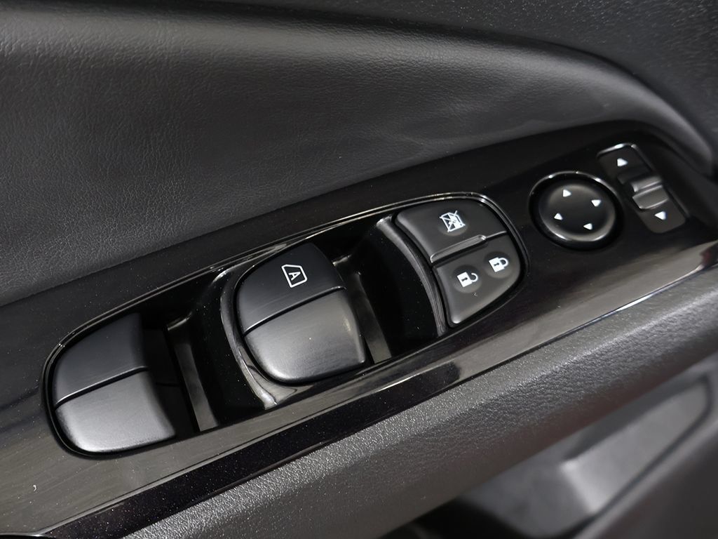 Used 2023 Nissan Altima 2.5 SV AWD/4WD image 34