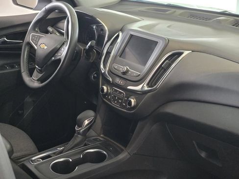 Certified 2024 Chevrolet Equinox LT AWD/4WD image 8