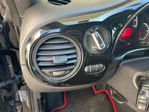 Used 2015 Volkswagen Beetle 1.8T image 16