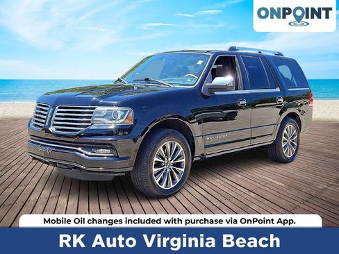 Used 2017 Lincoln Navigator Select RWD image 1