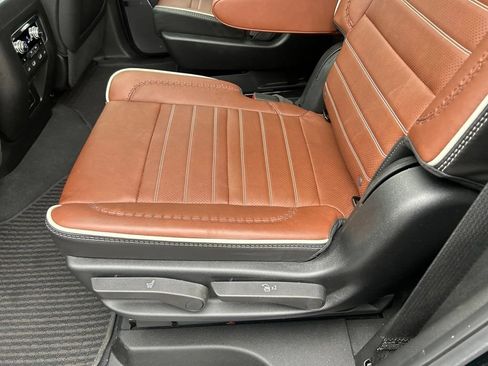 Used 2024 GMC Yukon Denali Ultimate AWD/4WD image 38