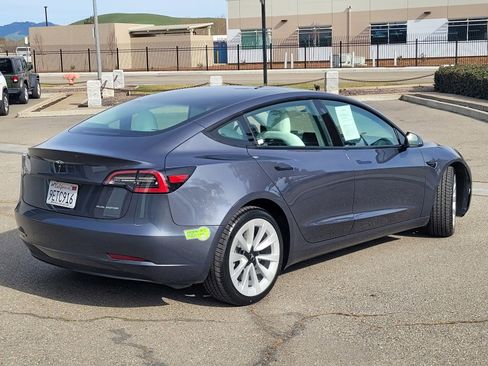 Used 2023 Tesla Model 3 Long Range image 4