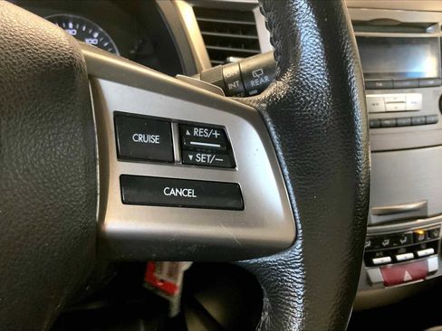 Used 2012 Subaru Outback 2.5i Premium w/ All-Weather Pkg image 23