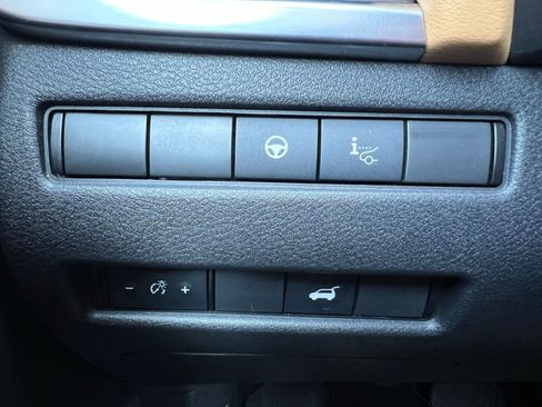 Used 2021 Nissan Rogue Platinum FWD image 35