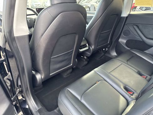 Used 2023 Tesla Model Y Long Range image 10