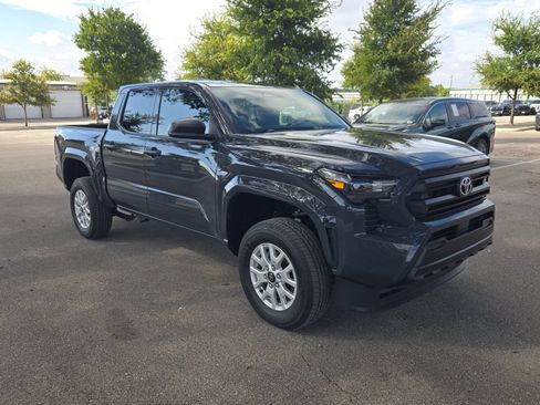 Certified 2025 Toyota Tacoma SR RWD image 7