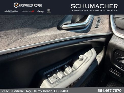 Certified 2024 Jeep Grand Cherokee Limited AWD/4WD image 27