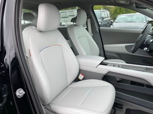 New 2025 Hyundai Ioniq 6 SEL RWD image 31